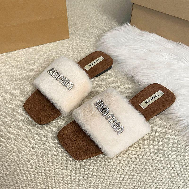 

Популярные леопардовые пушистые тапочки для женщин, новинка осени и зимы 2025 года, пушистые домашние хлопковые тапочки на плоской подошве с перемычкой 42