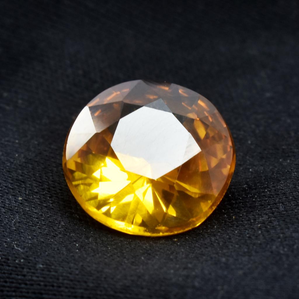 Brilliant Yellow Sapphire CERTIFIED Loose Gemstone 6.05 Carat Natural Round Cut. SU-1000