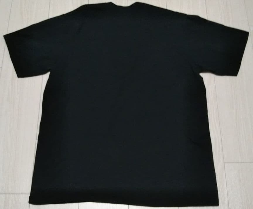 [USED] Stray Kids' Hyunjin Wears a Supreme T-shirt In Black (size L)