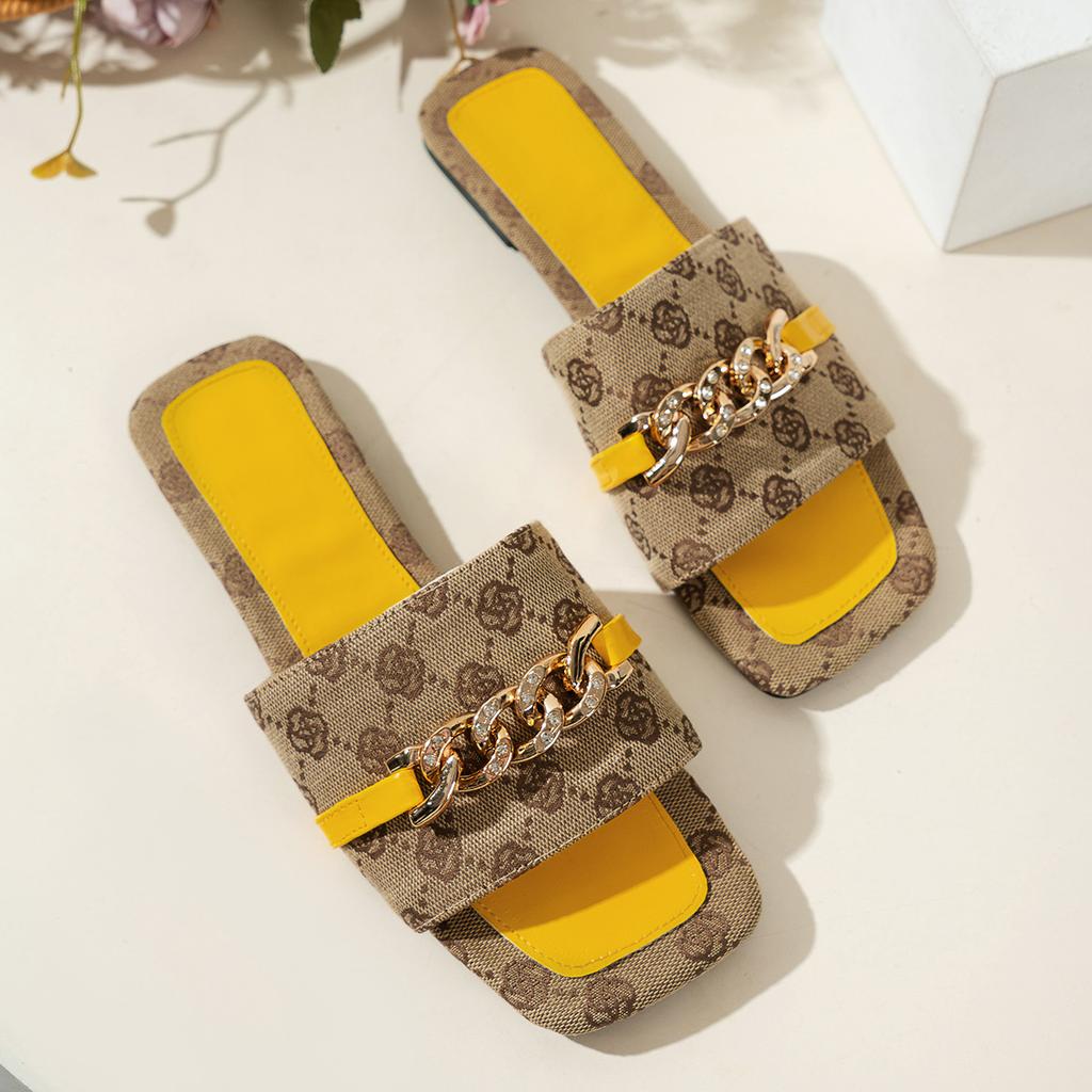 European and American large-size color matching 2024 summer new square head thick-soled metal buttons wear one-character sandals women