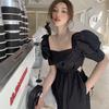 Abito vintage francese Abito da donna casual con maniche a sbuffo Abito intero coreano con fasciatura gotica Abito midi nero Abito da sera femminile Chic