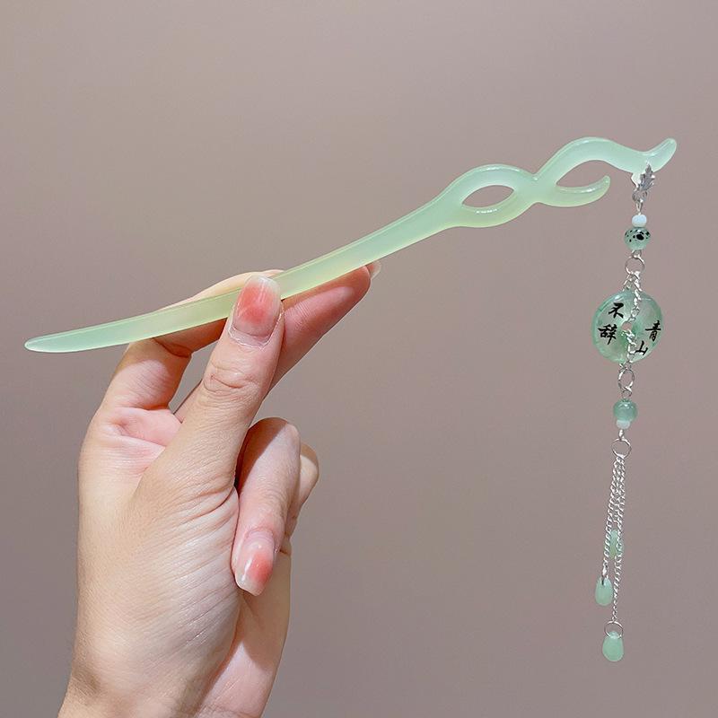 Elegant Retro Tassel Hairpin for Hanfu Updo - Women's Chinese Style Metal Hair Clip