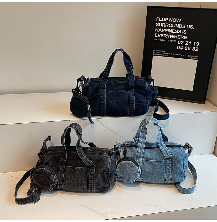 Retro Denim Women's Pillow Shoulder Bags Casual Large Capacity Female Crossbody Bag Casual Travel Handbags with Round Purse