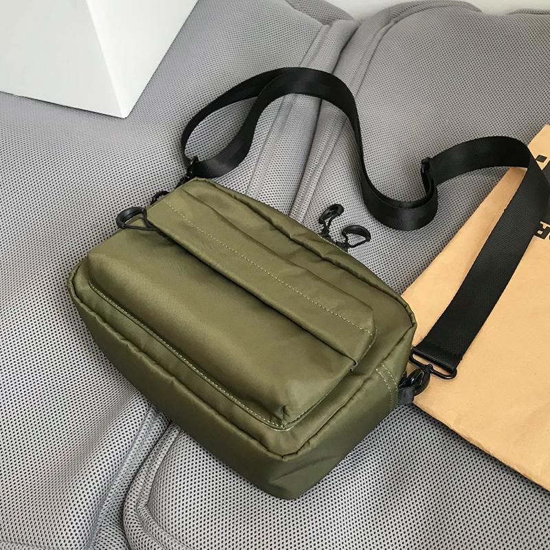 1 fashionable men's campus square crossbody bag, shoulder bag, very suitable for daily use