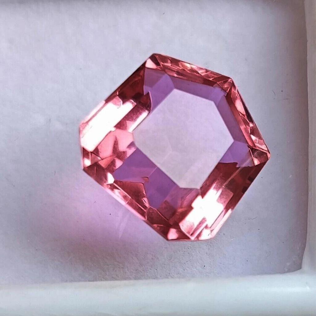 AAA Color-Changing Alexandrite Natural Fancy 10.75 Ct Certified Loose Gemstone