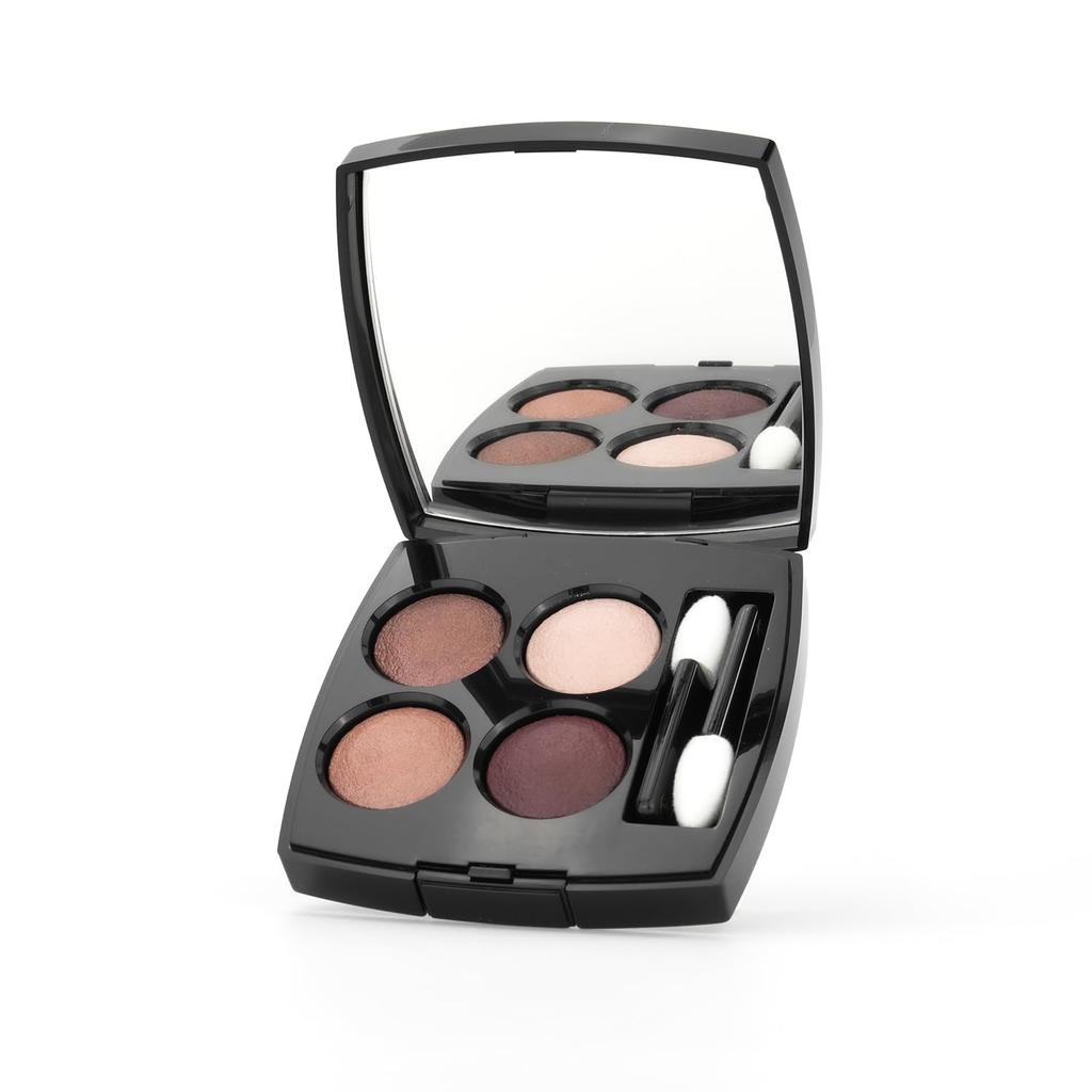 Les Quatre Ombres 2g eyeshadow Perfect for White or as a Includes shopping bag and original paper beauty products for CHANEL (#226 Tissé Rivoli)