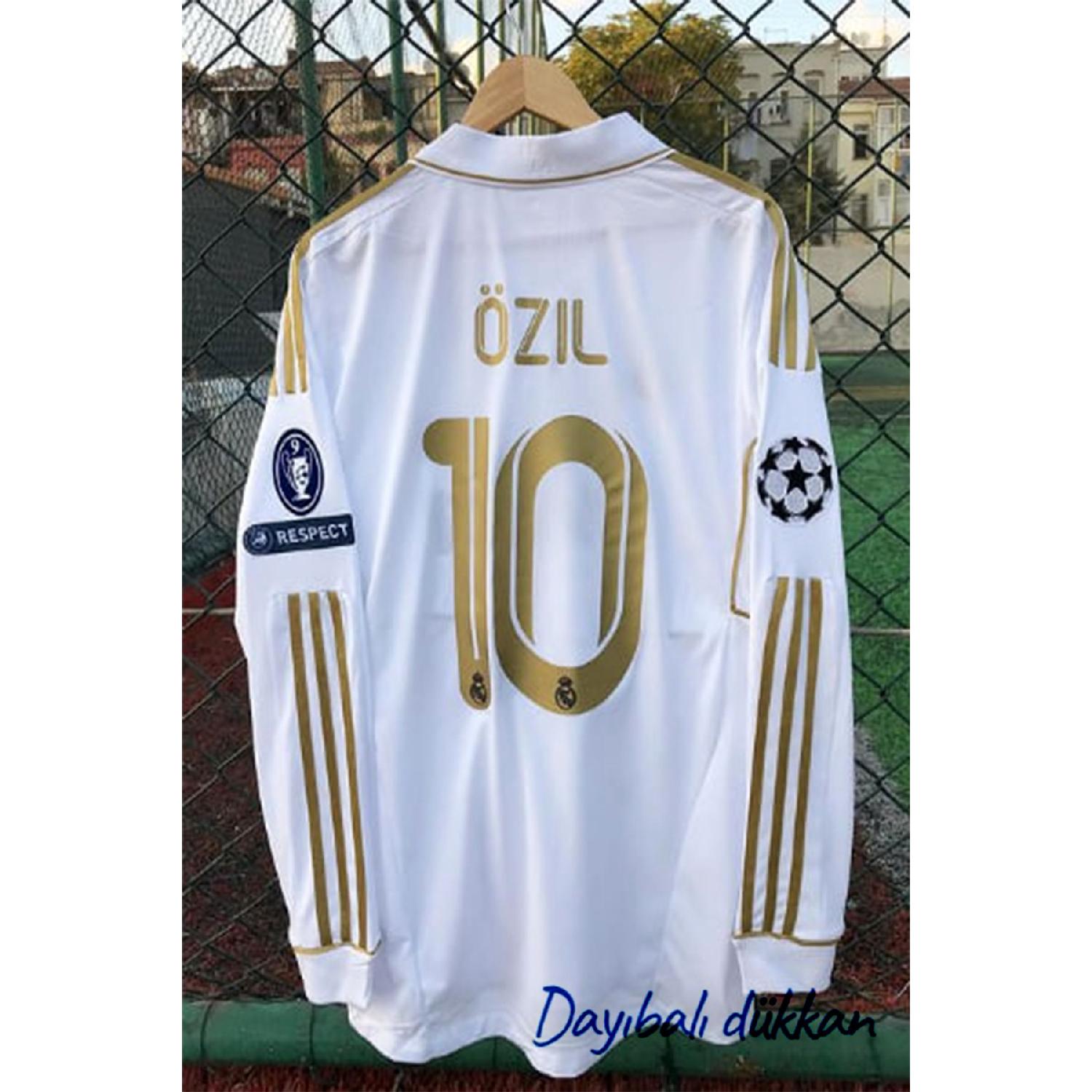 

Джерси Реал Мадрид Месут Озил Лиги Чемпионов 2011/12