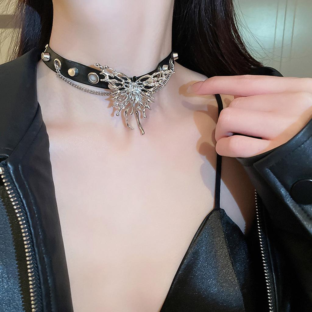 Adjustable PU Leather Collar Necklace Fashion Butterfly Neck Chain Punk Necklace Choker Rock Jewelry for Women Girls
