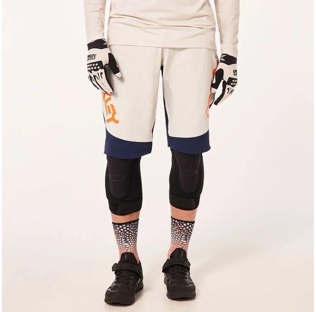 Oakley Шорты Maven Scrub