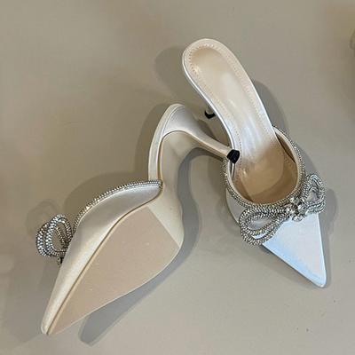Moda Kristal Kelebek-Düğüm Kadın Terlik İnce Alçak Topuklu Topuklu Ayakkabılar Sivri Burun Tasarımı Giymeli Yaz Terlikleri Sandalet Ayakkabılar
