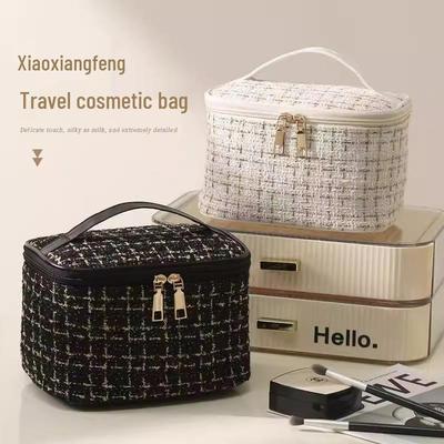 Women's Large Capacity Portable Fragrance Style Cosmetic Bag - Multifunctional Handheld Travel Toiletry Organizer