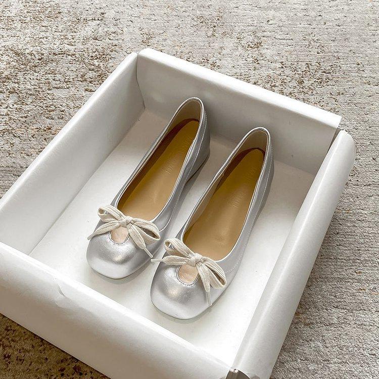 Small height increase ballet shoes autumn new square head silver flat bow single shoes