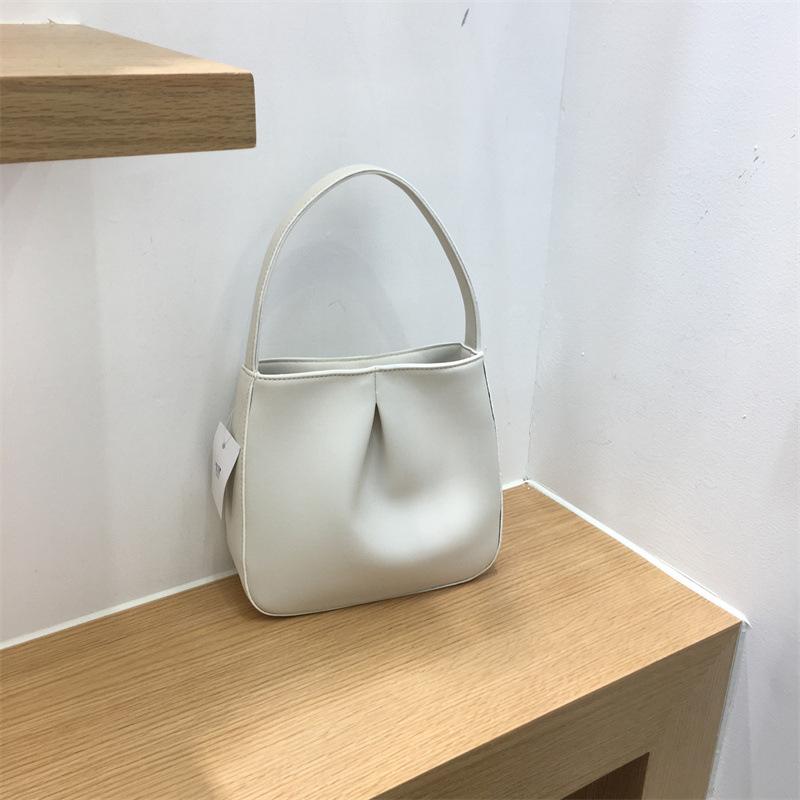 Niche Personalized Design, Retro Texture, Exquisite Classic Handheld Women'S Bags, Minimalist Women'S Bags, And Small Underarm Bags.