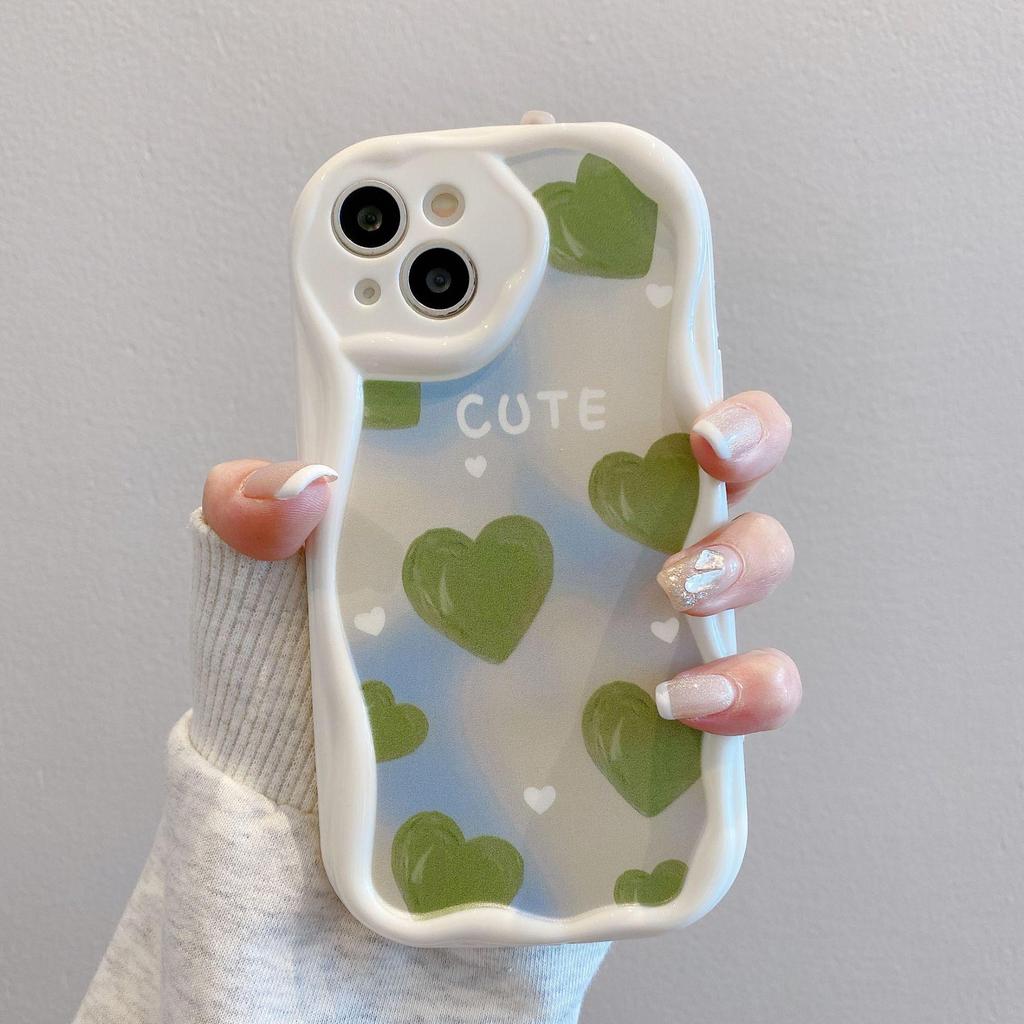 Full-Screen Heart & Flower Case with Bracelet for Apple 13/15 Pro Max, Anti-Drop Design
