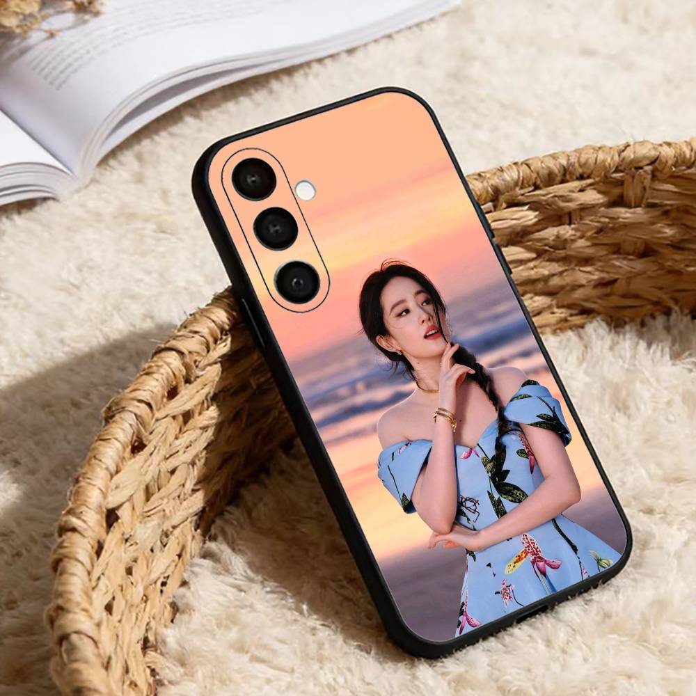 Crystal Liu Phone Case For Samsung Galaxy A13,21s,22,31,32,52,53,71,72,73,Soft Black Cover