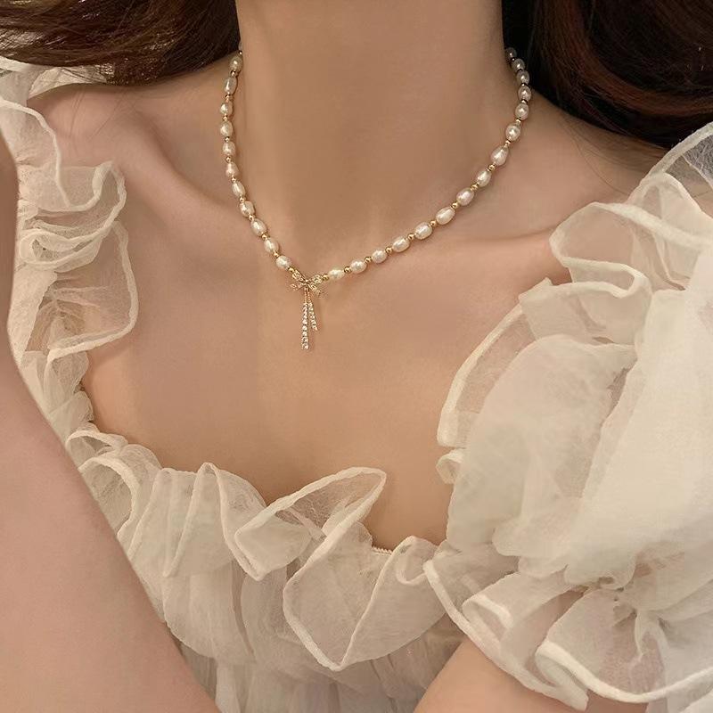 Bow Pearl Necklace Women's New Trendy Light Luxury Design Sense High Internet Celebrity Temperament Collarbone Chain Neck Chain