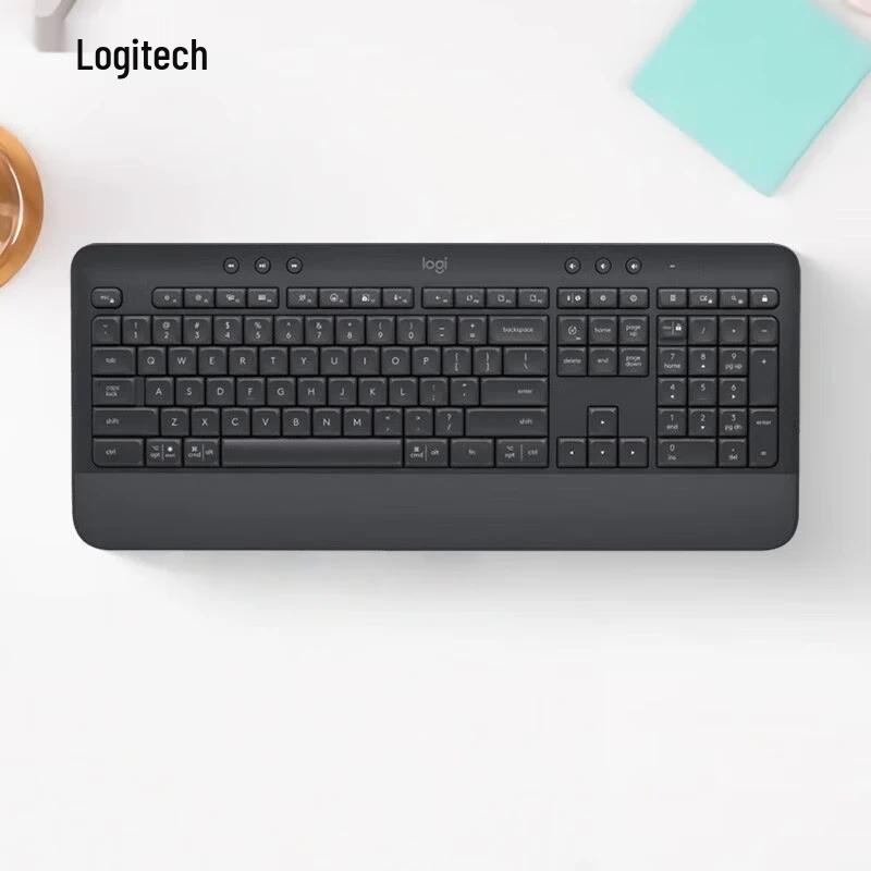 

Logitech K650 Wireless Keyboard with Palm Rest