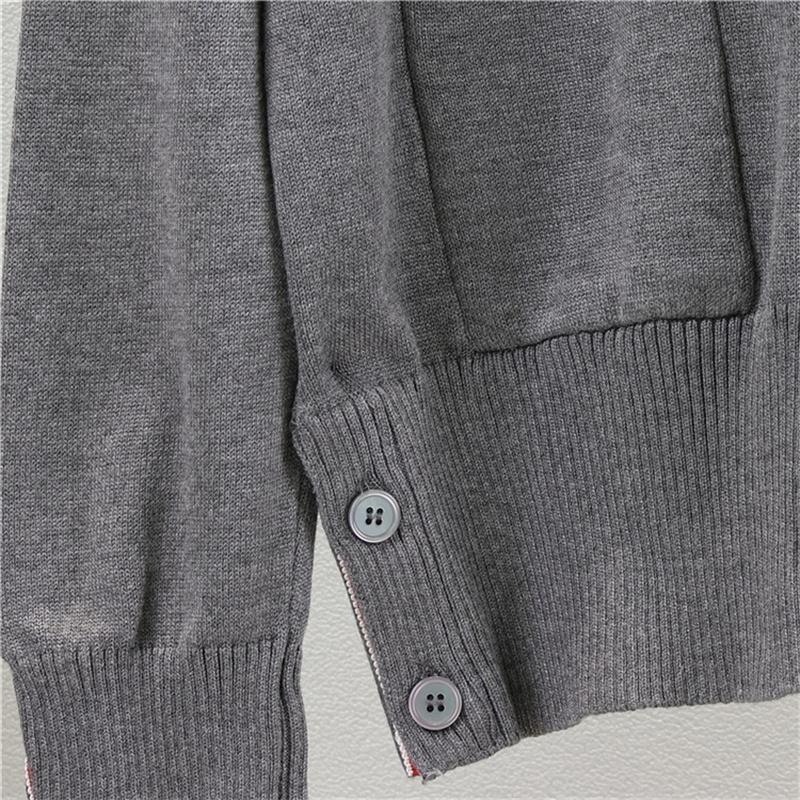 Women's Autumn And Winter Long Sleeved Knitted V Neck Cardigan Sweater Contrasting Striped Thin Jacket