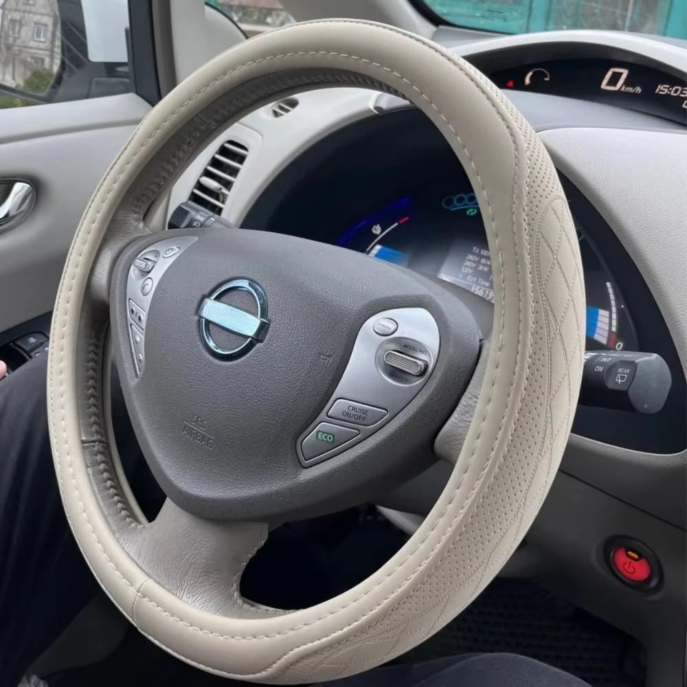 GSFWW1 Embossed PU Leather Patchwork Car Steering Wheel Cover, Non-slip, Breathable, Universal 15 Inch (Approx. 38cm)