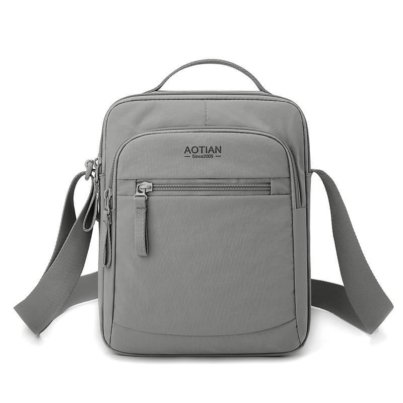 Мужская уличная наплечная сумка Многоотсековая сумка светло-серый