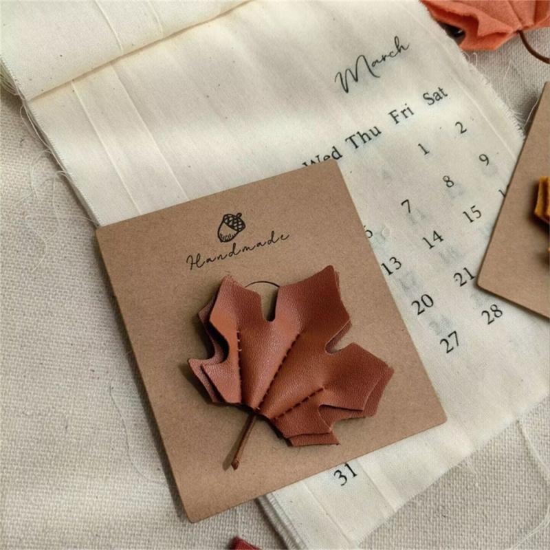 Sophisticated Maple Leaf Hair Clip Luxurious Leather Hairclip Antiskid Hairpin Natural Styles Hair Accessory