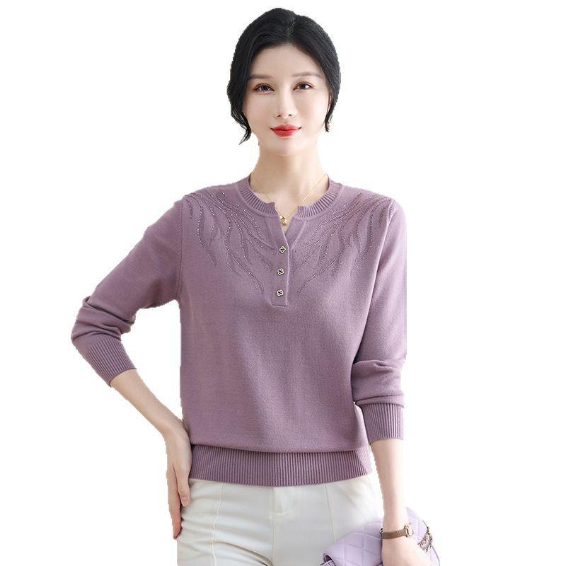 2025 Spring & Autumn Knitted Sweater for Middle-Aged Women: Loose, Round Neck Pullover for Ages 50s-60s
