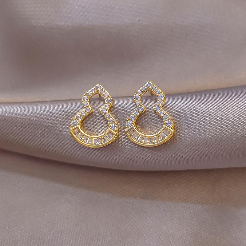 Exquisite Silver Needle Zircon Gourd Earrings: Luxury, Versatile Design for Women