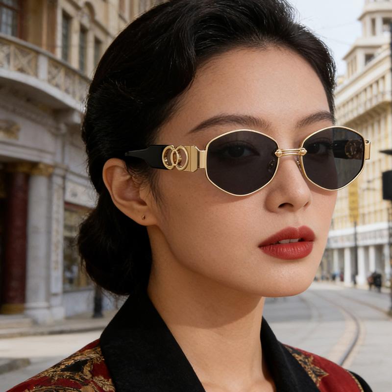 Retro Metal Oval Glasses for Men and Women Fashion High-end Trend Sun Protection Sunshade Outdoor Sunscreen  Eyewear