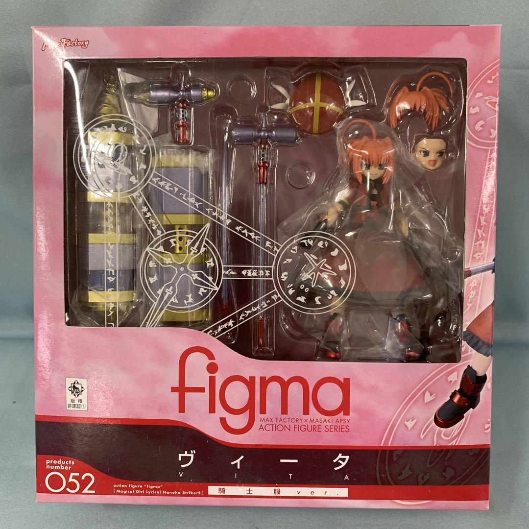 

[Б/У] figma Костюм Виты Рыцаря. «Девочка-волшебница Лиричная Наноха StrikerS»