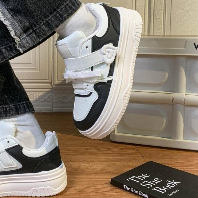 Mode Damen Sportschuhe Frühling Herbst Vielseitig Nische Schnürschuhe Einfarbig Dicke Sohle 2024 Neuer Stil Freizeitschuhe für Damen