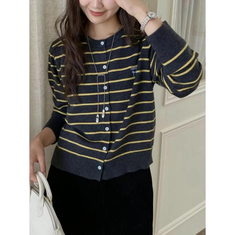 Korean Style Striped Bow Embroidery Knit Cardigan