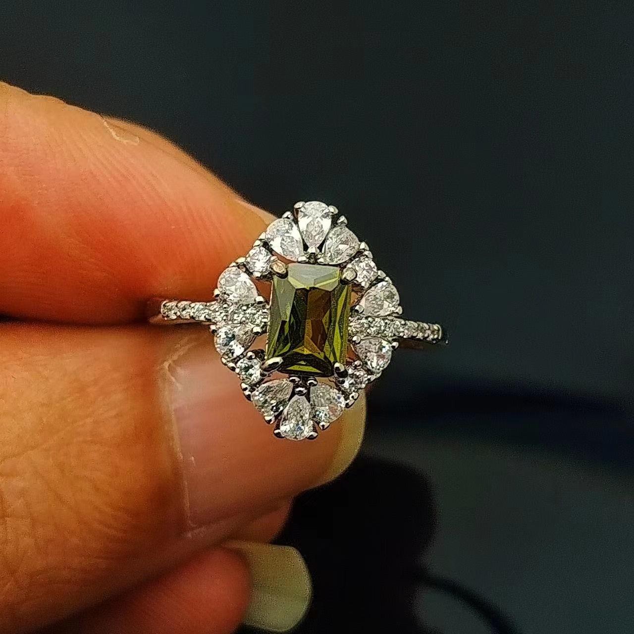 

Fashion Versatile High-End Zir*****Pen Micro-Inlaid Ring Women S Personality Niche Anti-Natural Crystal Ring Jewelry Opening Adjustable