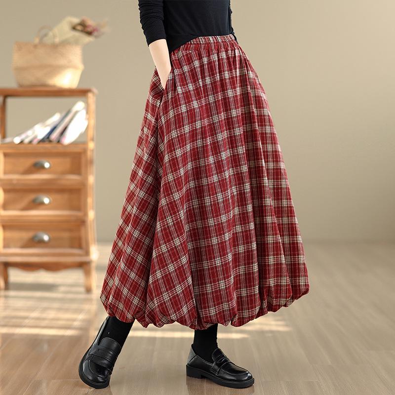 2025 Autumn/Winter High Waist Slimming Plaid Skirt - Mid-Length Japanese Style