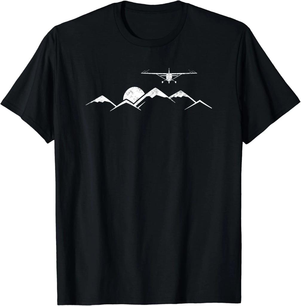 Flugzeug über Bergen Geschenk für Piloten Geschenk Unisex T-Shirt