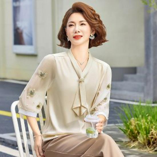 

2026 Ice Silk Blouse: Short Sleeve T-shirt for Petite, Middle-Aged & Elderly Women - Perfect for Mother s Day 5XL