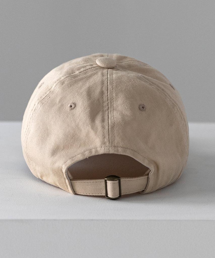 Bichiseuaenkeulim Small Logo Ball Cap-Beige