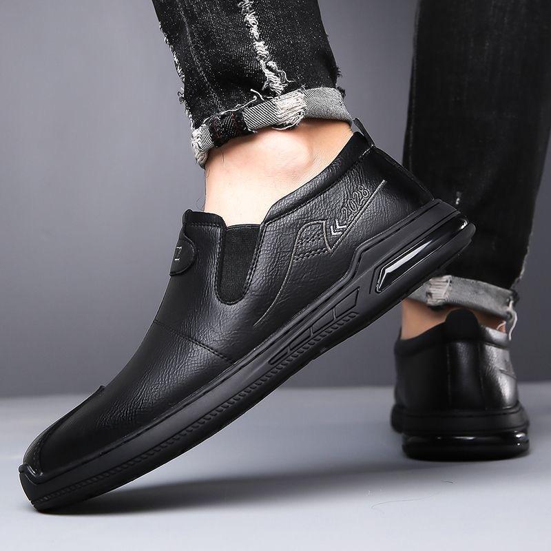 Leather Shoes Men's 2025 New Spring Business Casual Leather Shoes Middle-aged Dad Soft Leather Soft-soled Doudou Shoes