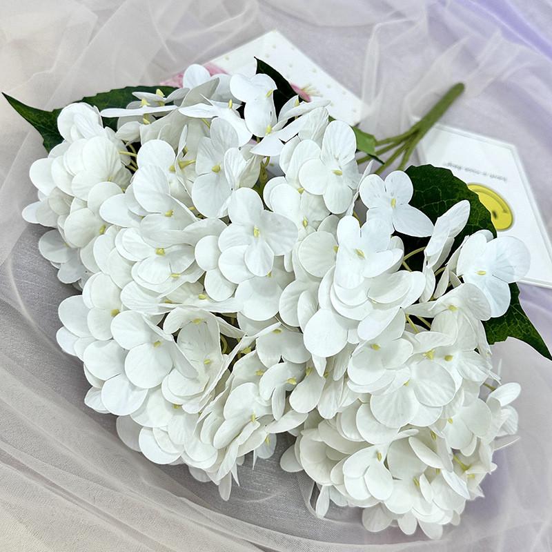 Elegant Hydrangea Artificial Flower Set With Silk Fabric For Home Decor And Wedding Arrangements
