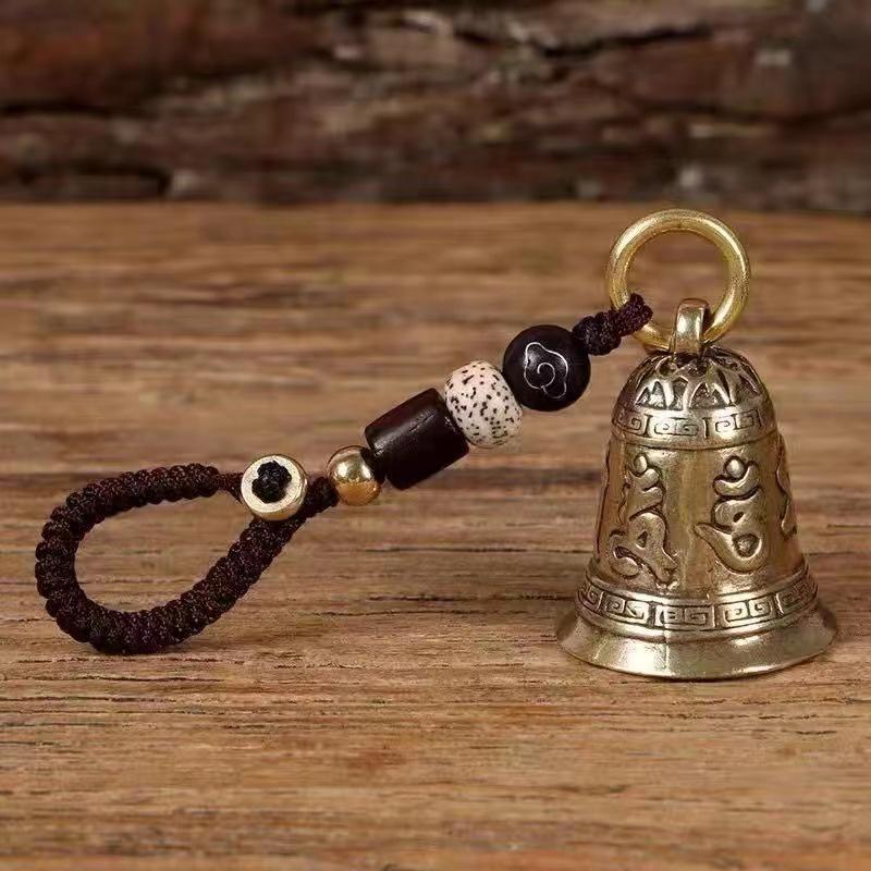 Portachiavi Personalizzato in Ottone con Manico in Guscio di Tartaruga e Ciondolo a Campanella