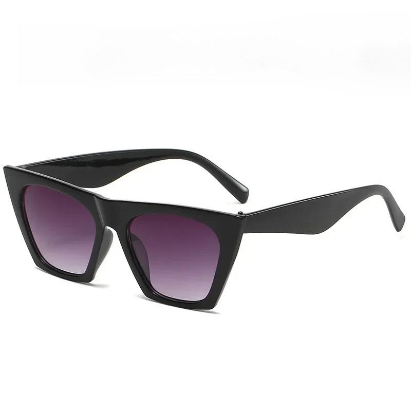 Square Sunglasses for Women Fashion Trendy Style Sun Glasses Vintage Shades Goggles UV400 Protection Summer Streetwear Eyewear