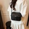 Mångsidig Nischdesign Enkel Bärbar Boxväska Damtrend Utländsk Stil Axel Messenger-väska