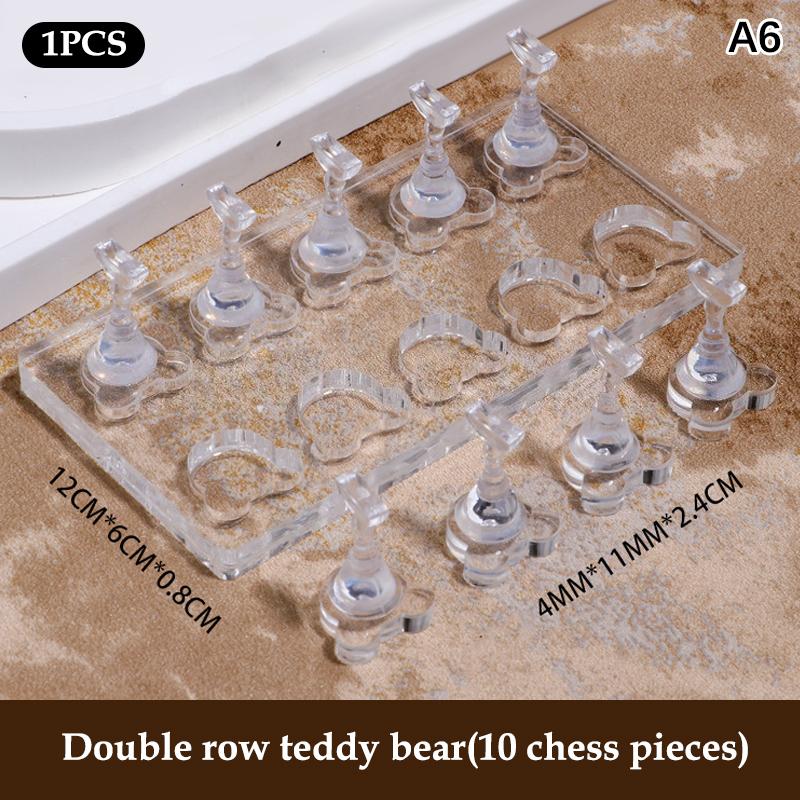 Non-Magnetic Acrylic Cartoon Bear Love Shape Nail Stand False For Cat Eye Gel Press On Nails Display Stand Tips Holder