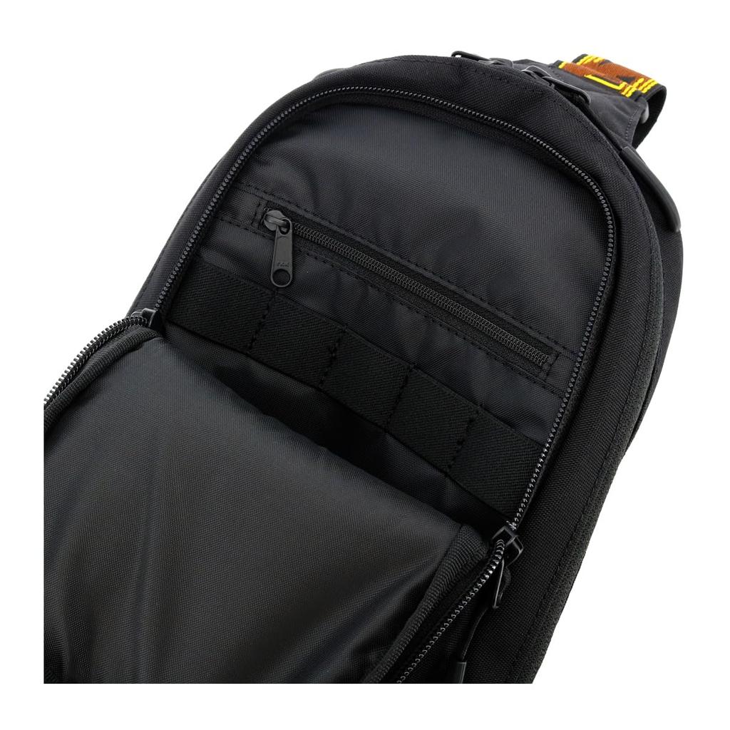 Body Bag One Shoulder Crossbody Black [Fender] 950-6058 [01]