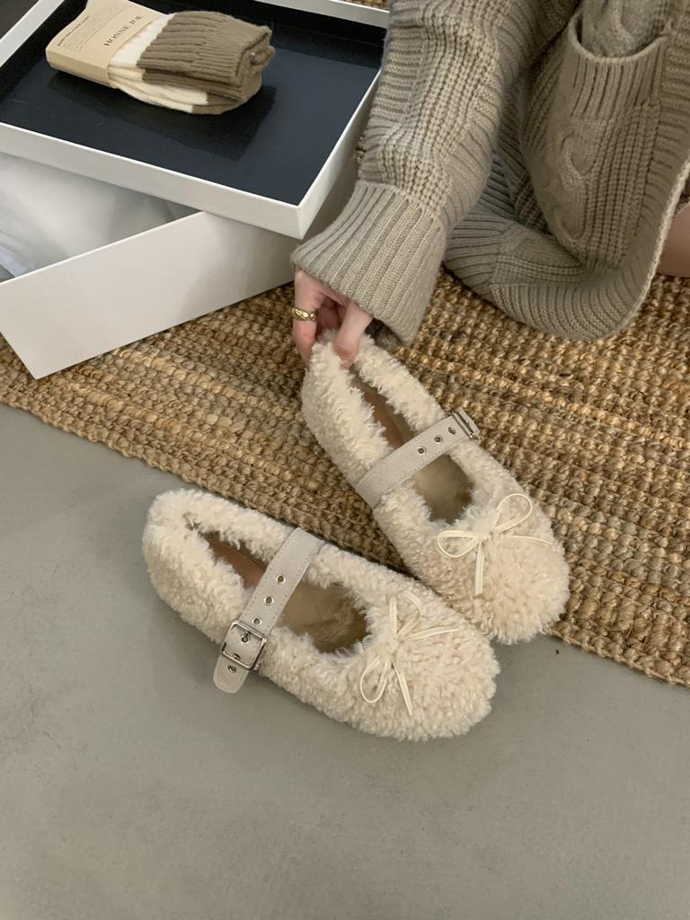 Beautiful cute fluffy shoes women's 2025 new bow flat bottom thickened Mary Jane velvet warm lamb wool single shoes