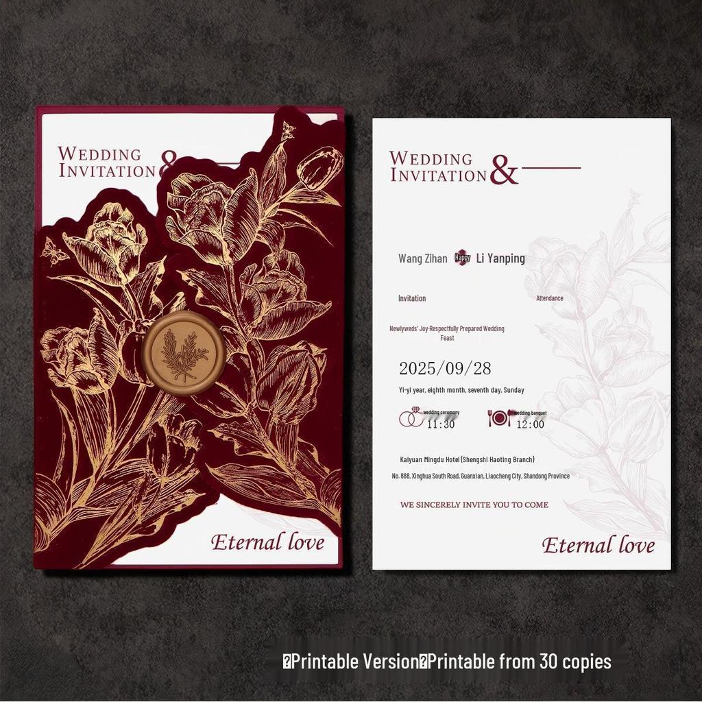 Hochzeitseinladung aus bordeauxrotem Samt mit Wachssiegel – Luxuriös und französisch inspiriert