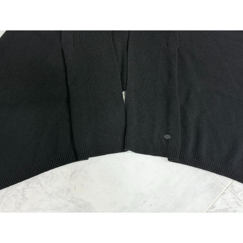 Used Beautiful condition FOXEY Cashmere Cape Stole with Fox Fur and Logo Plate