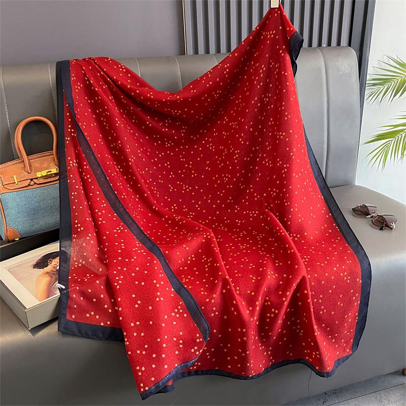 New Spring Women Cotton Scarf Beach Hijab Shawls and Wraps  Luxury Brand Flower Female Foulard Echarpe Designer Bandana