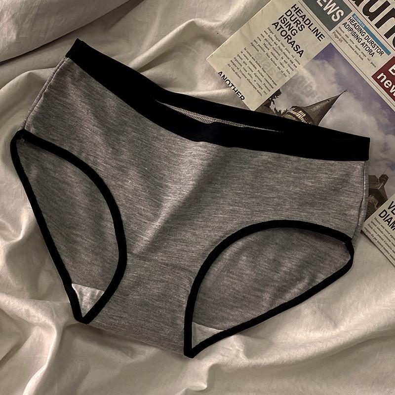 Comfortable Cotton Women's Mid Waist Breathable Sports Underwear For Students