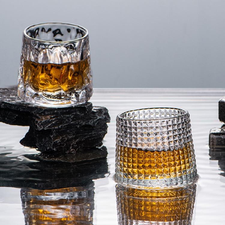 Whiskey Glasses Rotating Cups 2pcs Tumbler Men Drinking Cocktail Wine Rum Glass