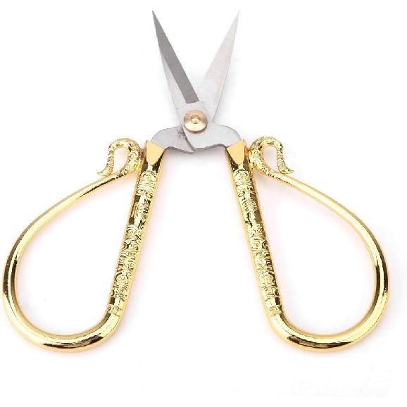 European Retro Scissors, Vintage Stainless Steel Scissors Mini Vintage Sewing Scissors Creative Cross Stitch Classical Cutting DIY Crafts Tool (Gold)